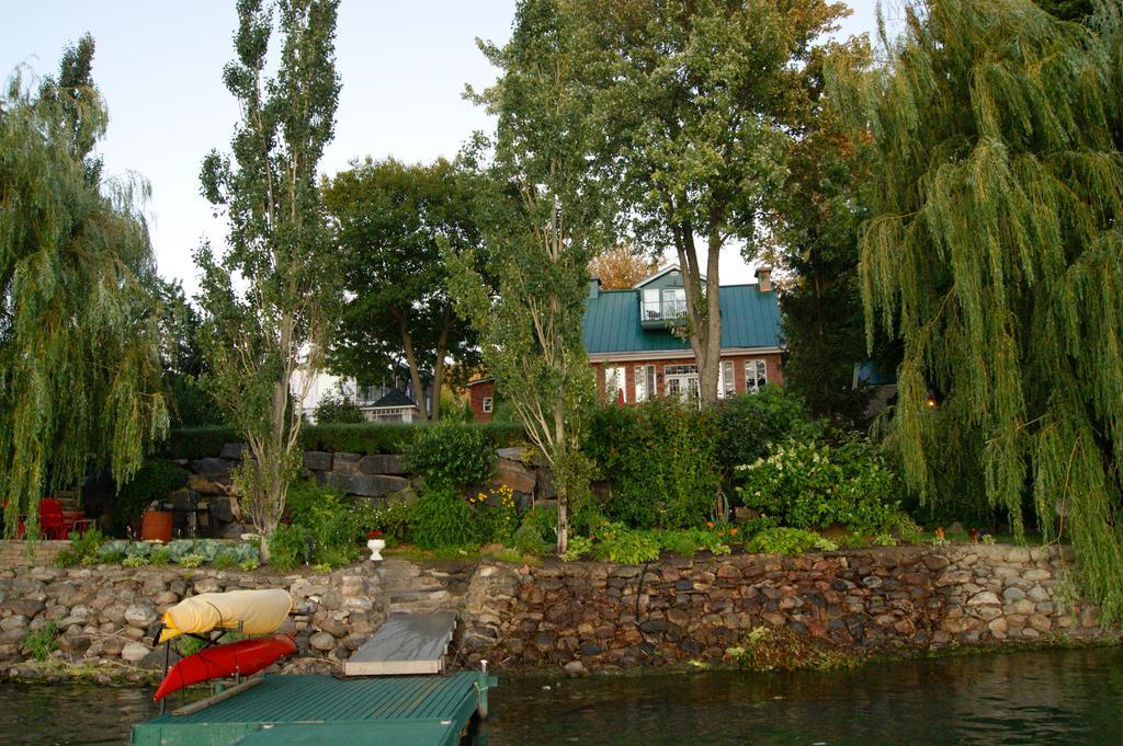 Bed and Breakfast La Belle aux Berges Saint-Denis-sur-Richelieu Exterior foto