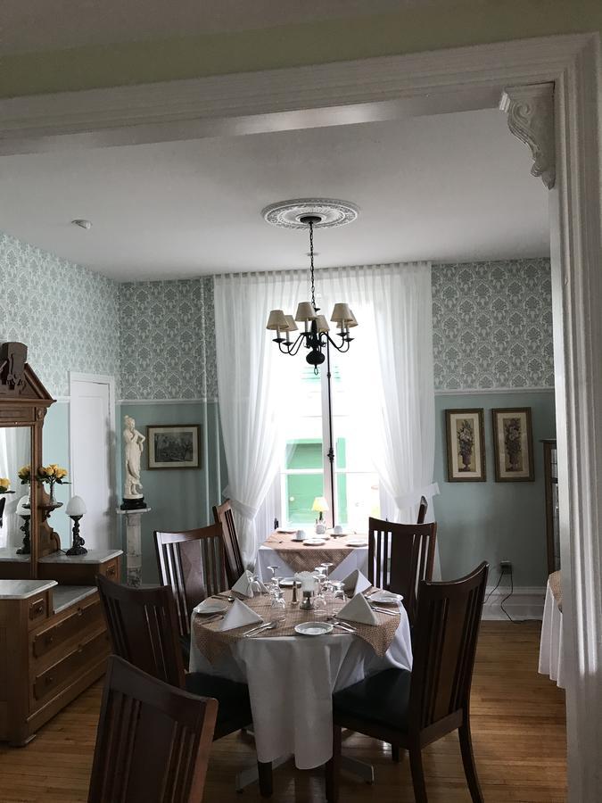 Bed and Breakfast La Belle aux Berges Saint-Denis-sur-Richelieu Exterior foto